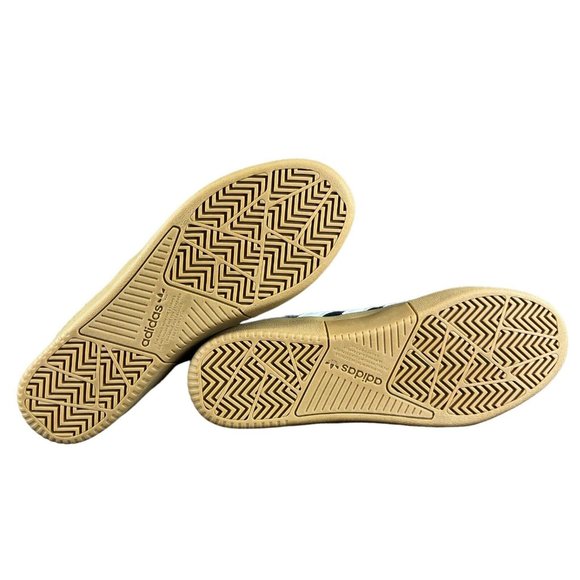 Adidas Tyshawn Core Black White Gum Skate Shoes GY6946 Men's Sizes 7 - 13 - Picture 9 of 9